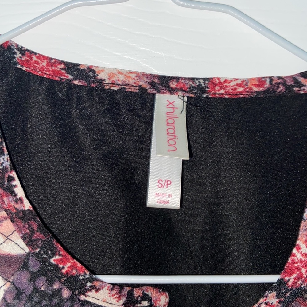 Floral Quilt Jacket - Picture 2 of 5